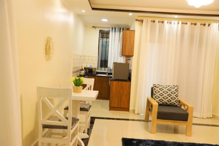 Keisha Luxury Furnished Apartment Bukoto Kampala Eksteriør bilde